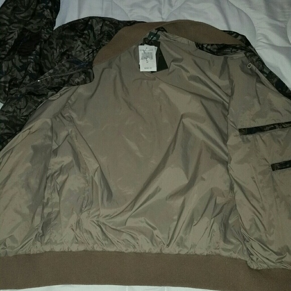 Fall Jacket - Picture 4 of 6